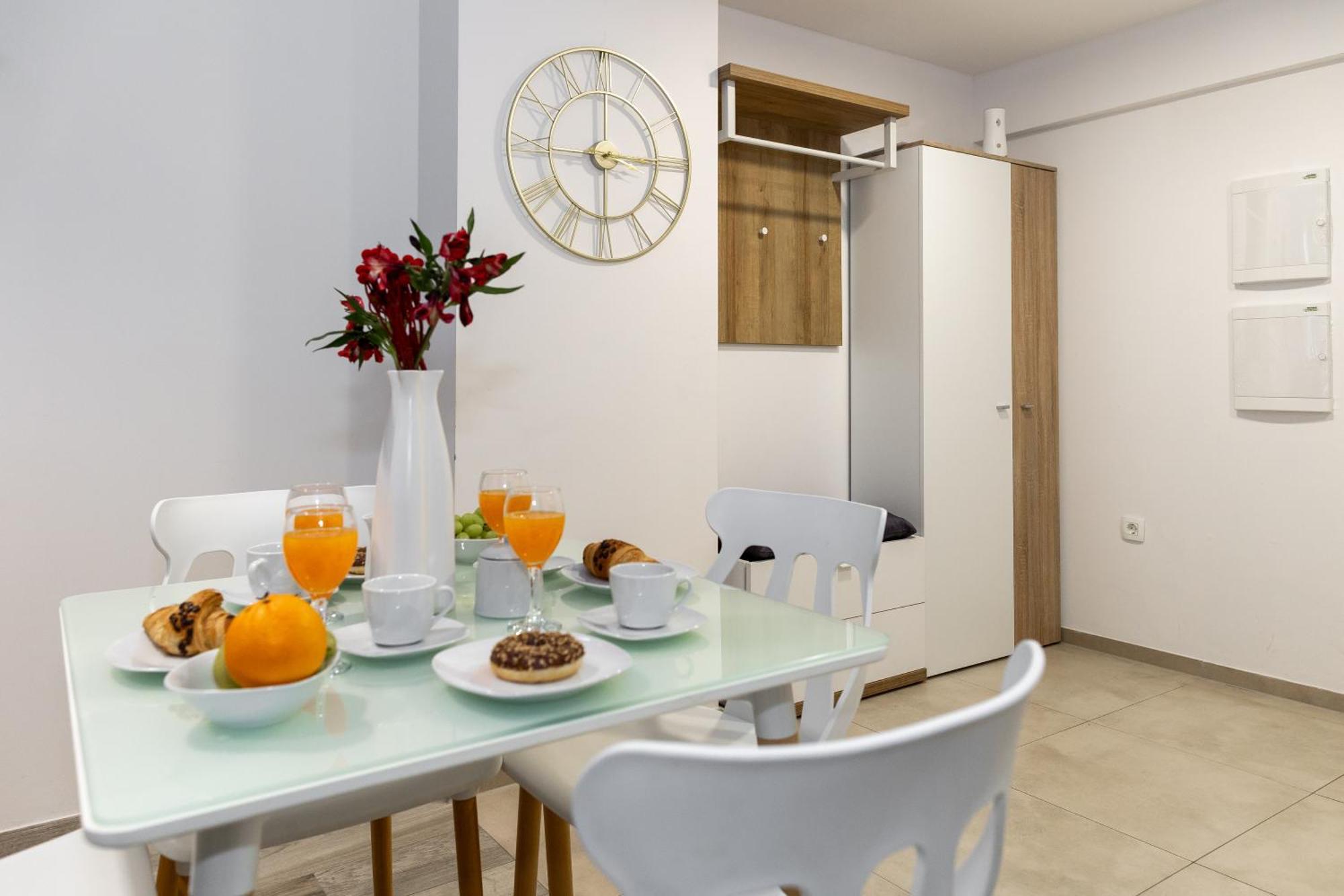 Apartment Ro-ma Center *